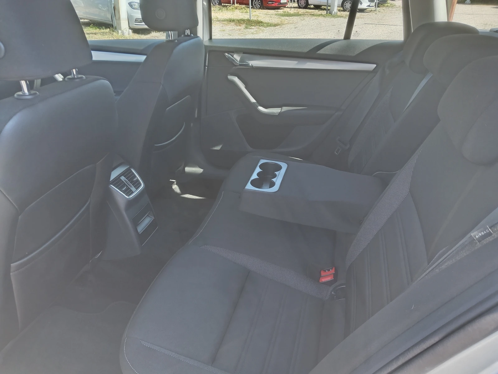 Skoda Octavia 1.5 TSI DSG - изображение 10