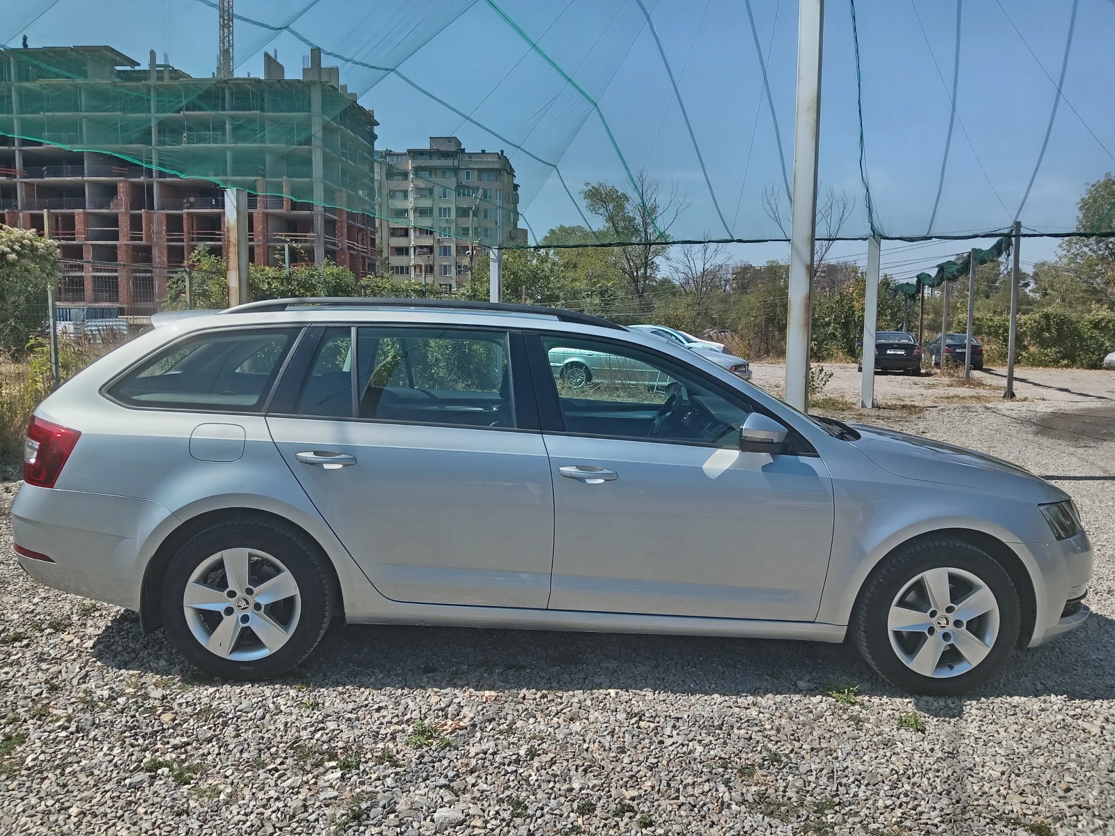 Skoda Octavia 1.5 TSI DSG - изображение 6