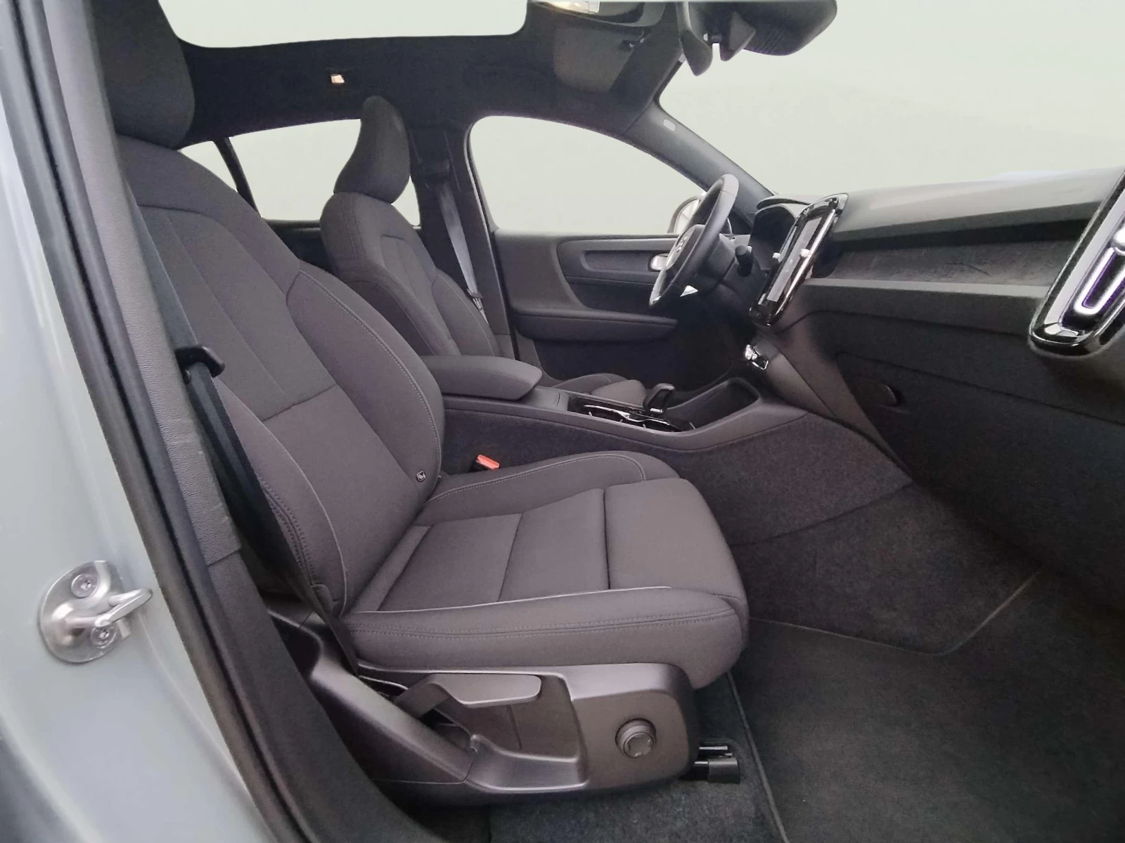 Volvo C40 twin motor - изображение 9