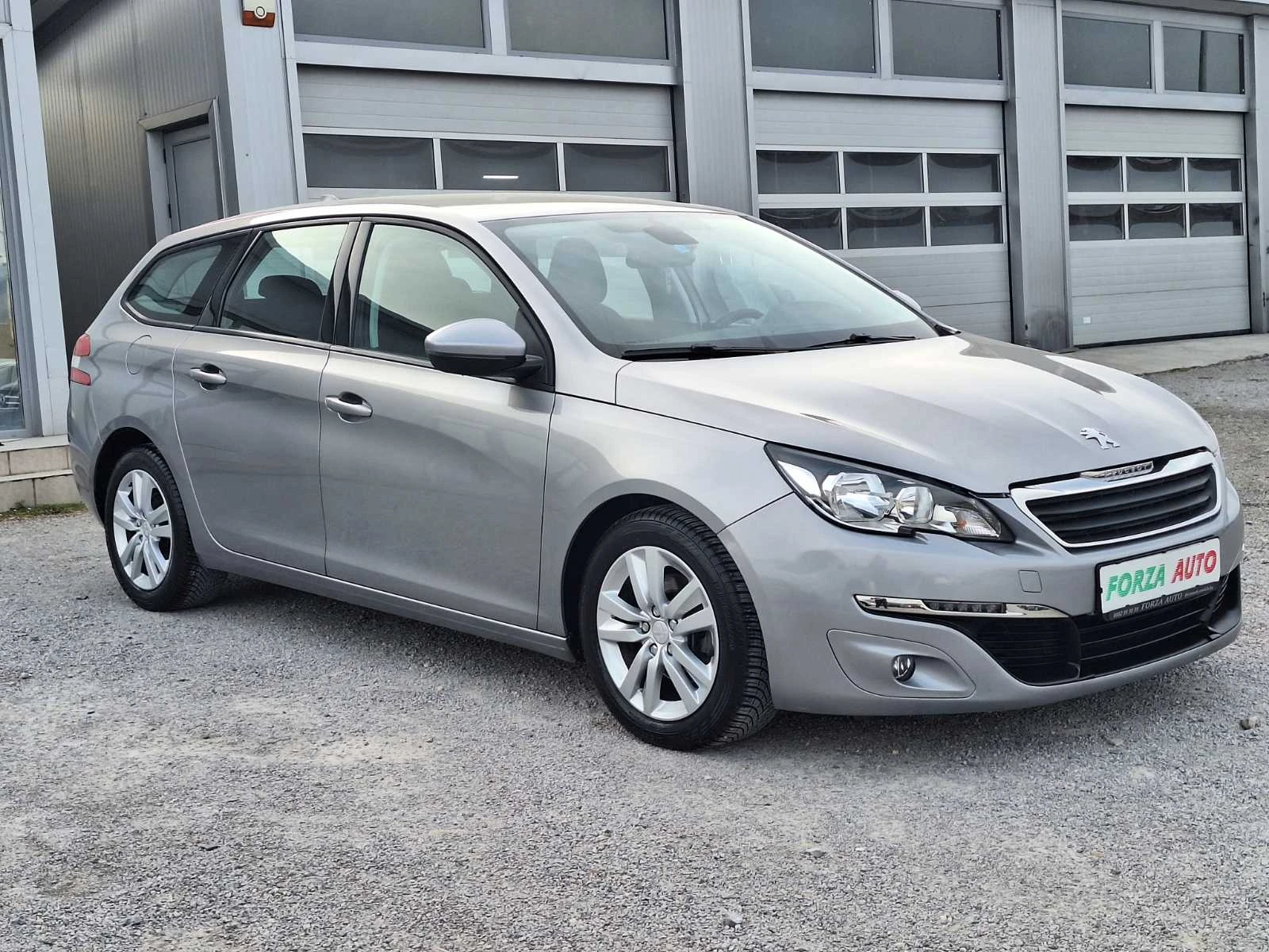 Peugeot 308 1.6HDI-92кс-2015г, снимка 7 - Автомобили и джипове - 53728248