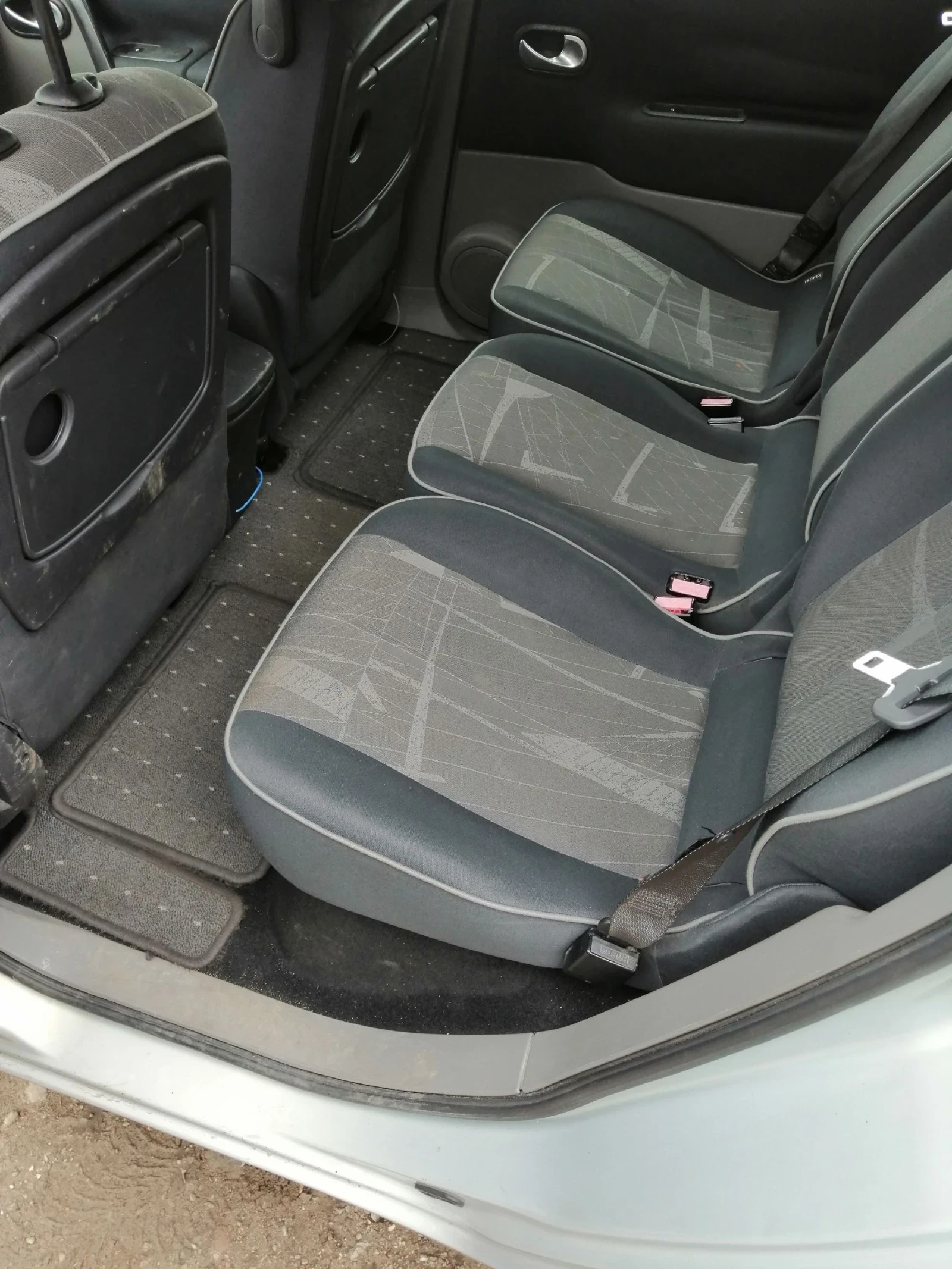 Renault Scenic 1.6 16v 113ks Газ, Всичко платено  - изображение 8