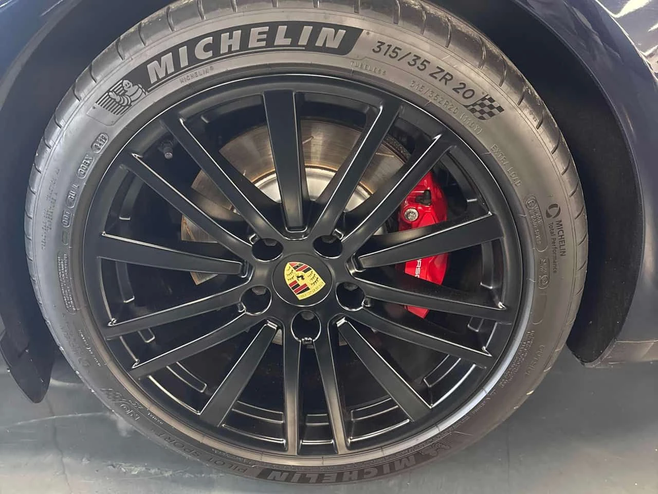 Porsche Panamera GTS  CARFAX, снимка 13 - Автомобили и джипове - 53871863