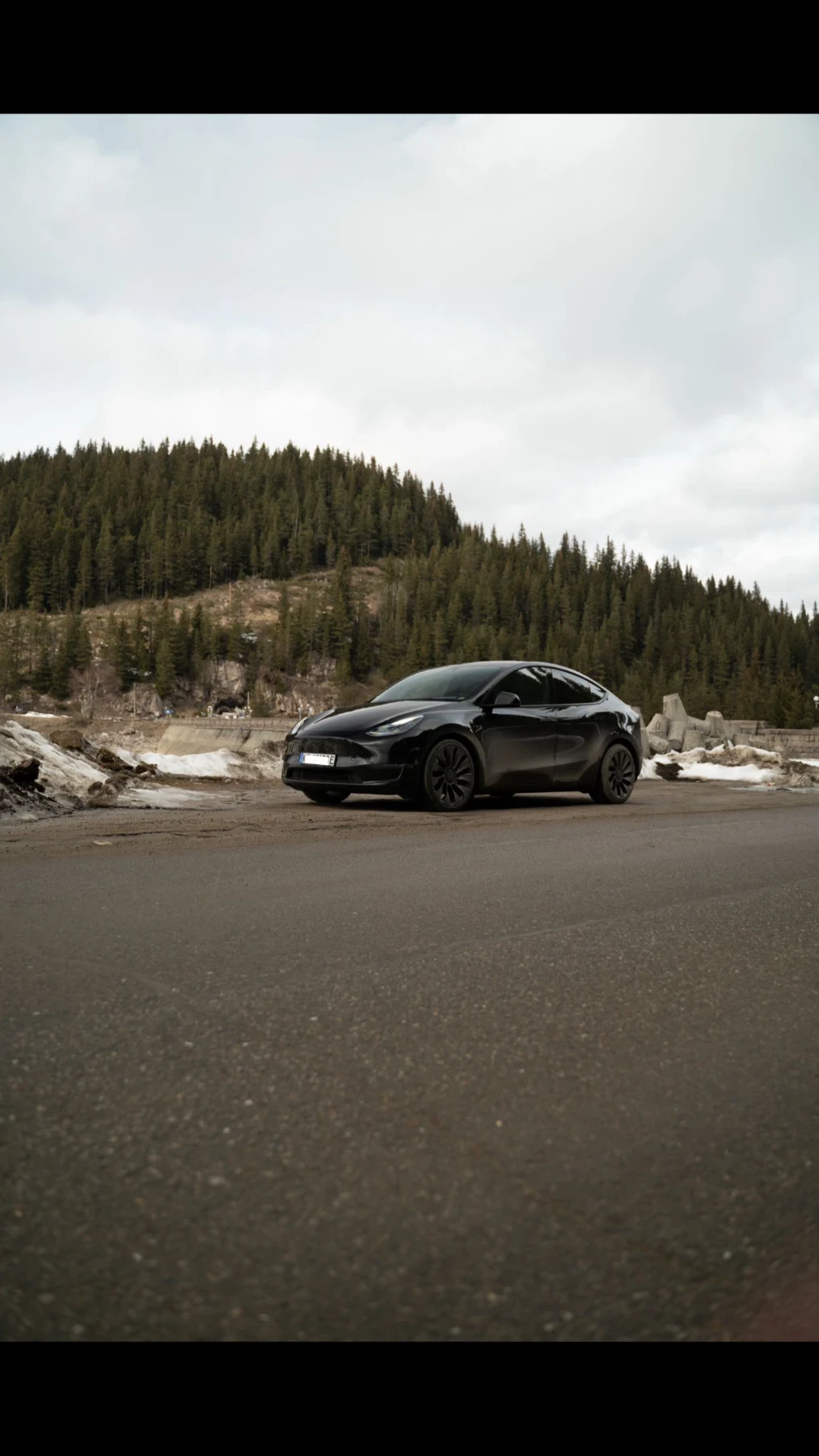 Tesla Model Y Performance , снимка 8 - Автомобили и джипове - 54016417