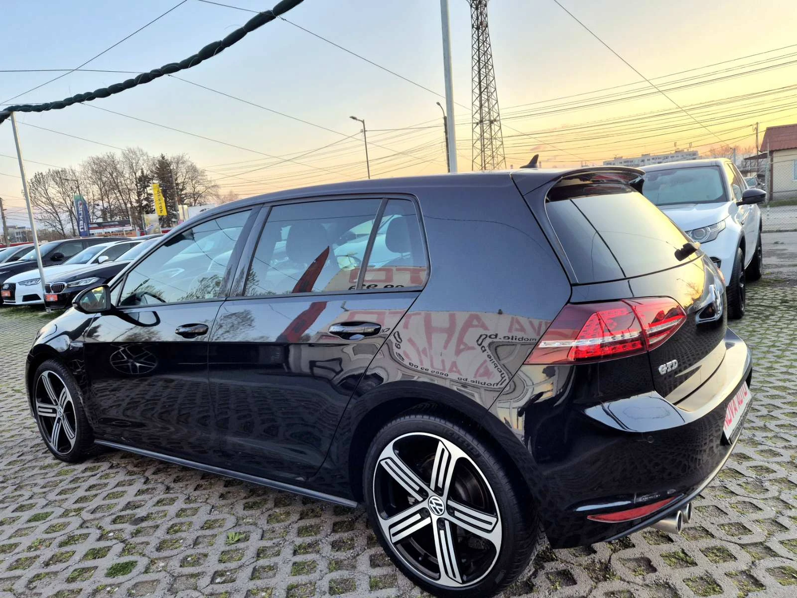 VW Golf GTD-2.0D-184кс--LED-DSG, снимка 2 - Автомобили и джипове - 54150932