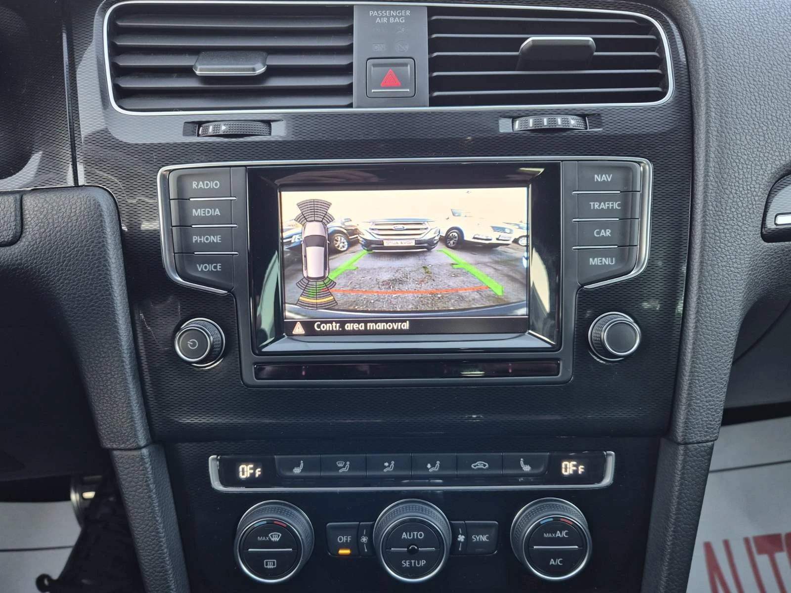 VW Golf GTD-2.0D-184кс--LED-DSG, снимка 10 - Автомобили и джипове - 54150932