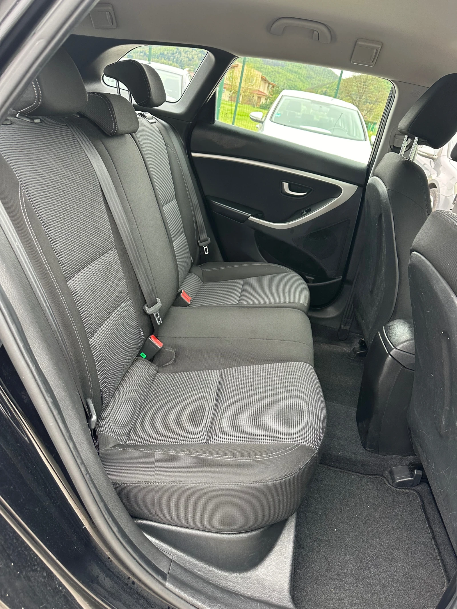 Hyundai I30, снимка 15 - Автомобили и джипове - 54270879