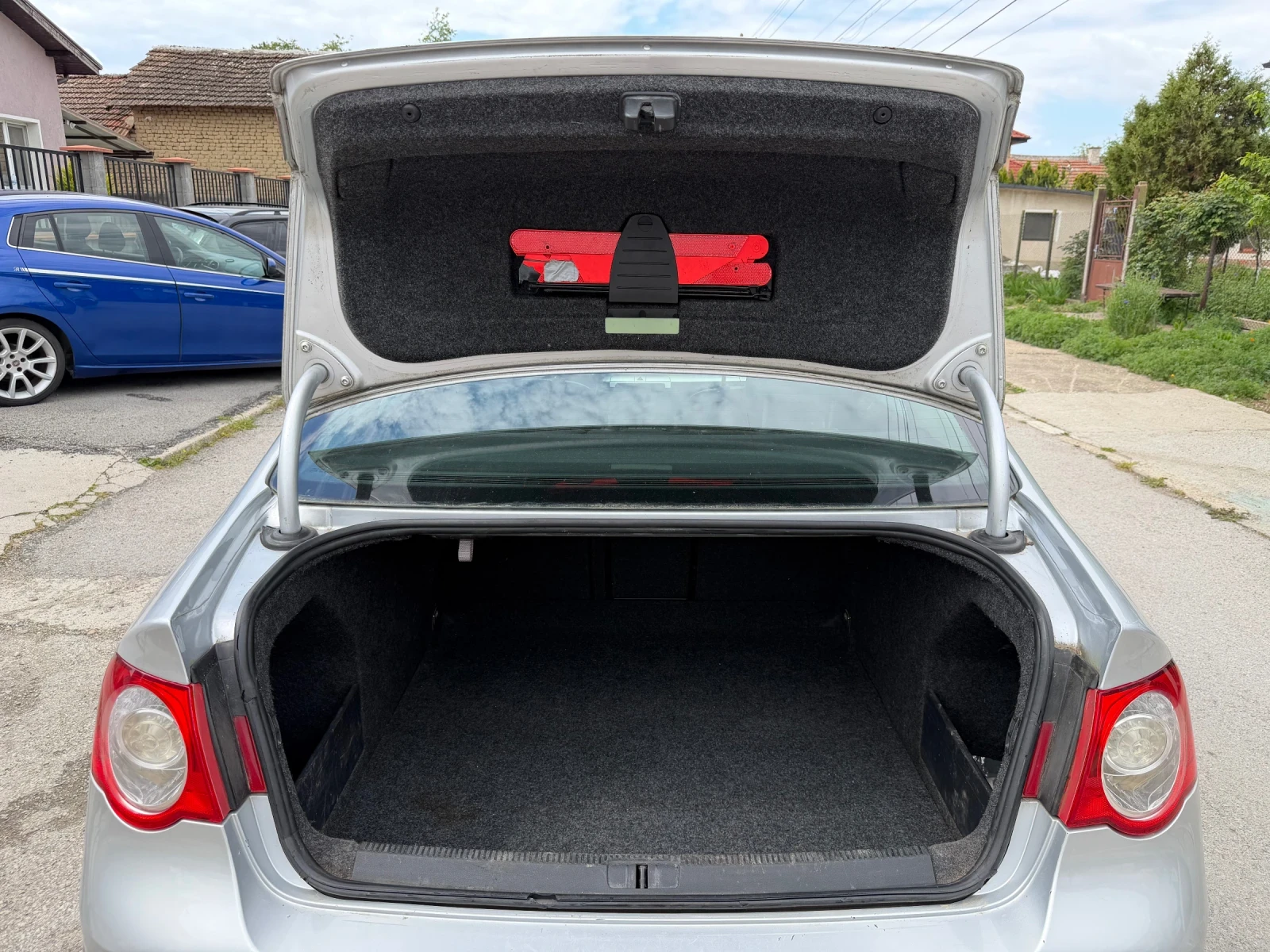 VW Passat 2.0 TDI, снимка 12 - Автомобили и джипове - 54384122