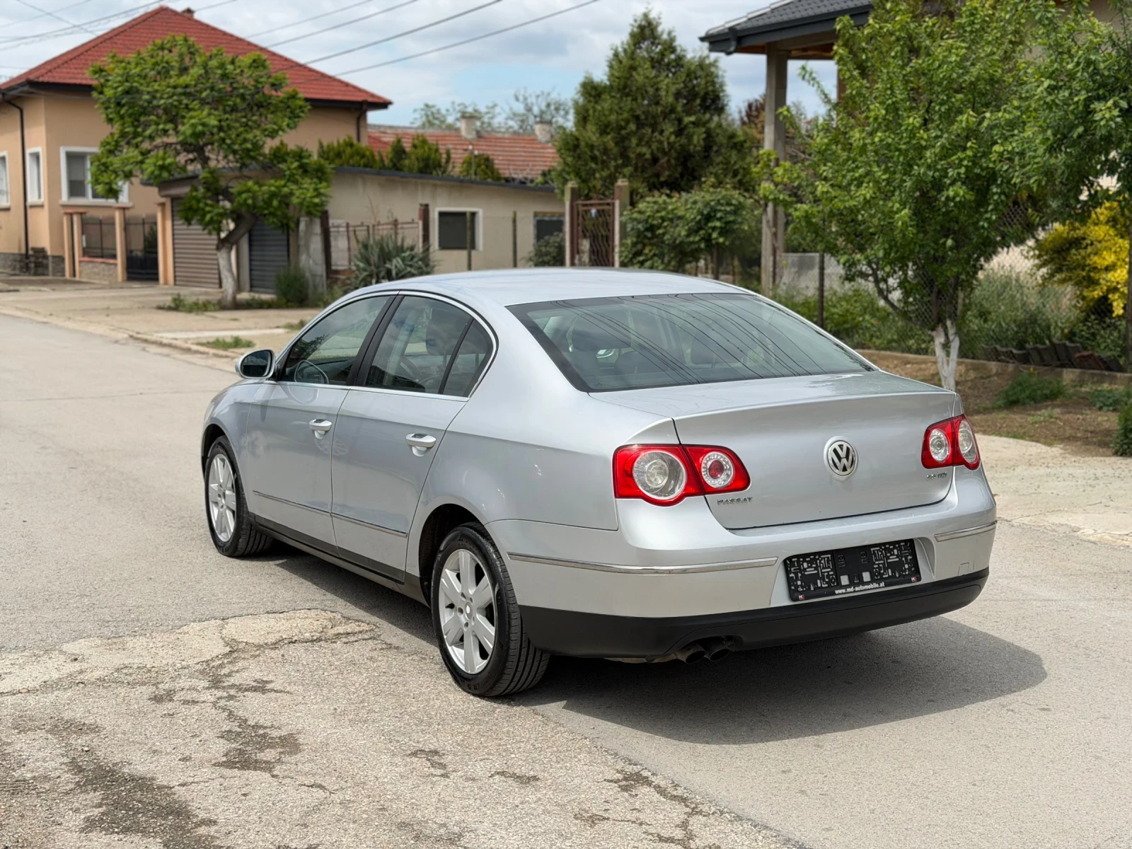 VW Passat 2.0 TDI, снимка 5 - Автомобили и джипове - 54384122
