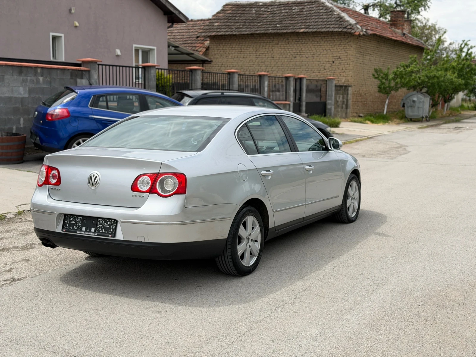 VW Passat 2.0 TDI, снимка 4 - Автомобили и джипове - 54384122