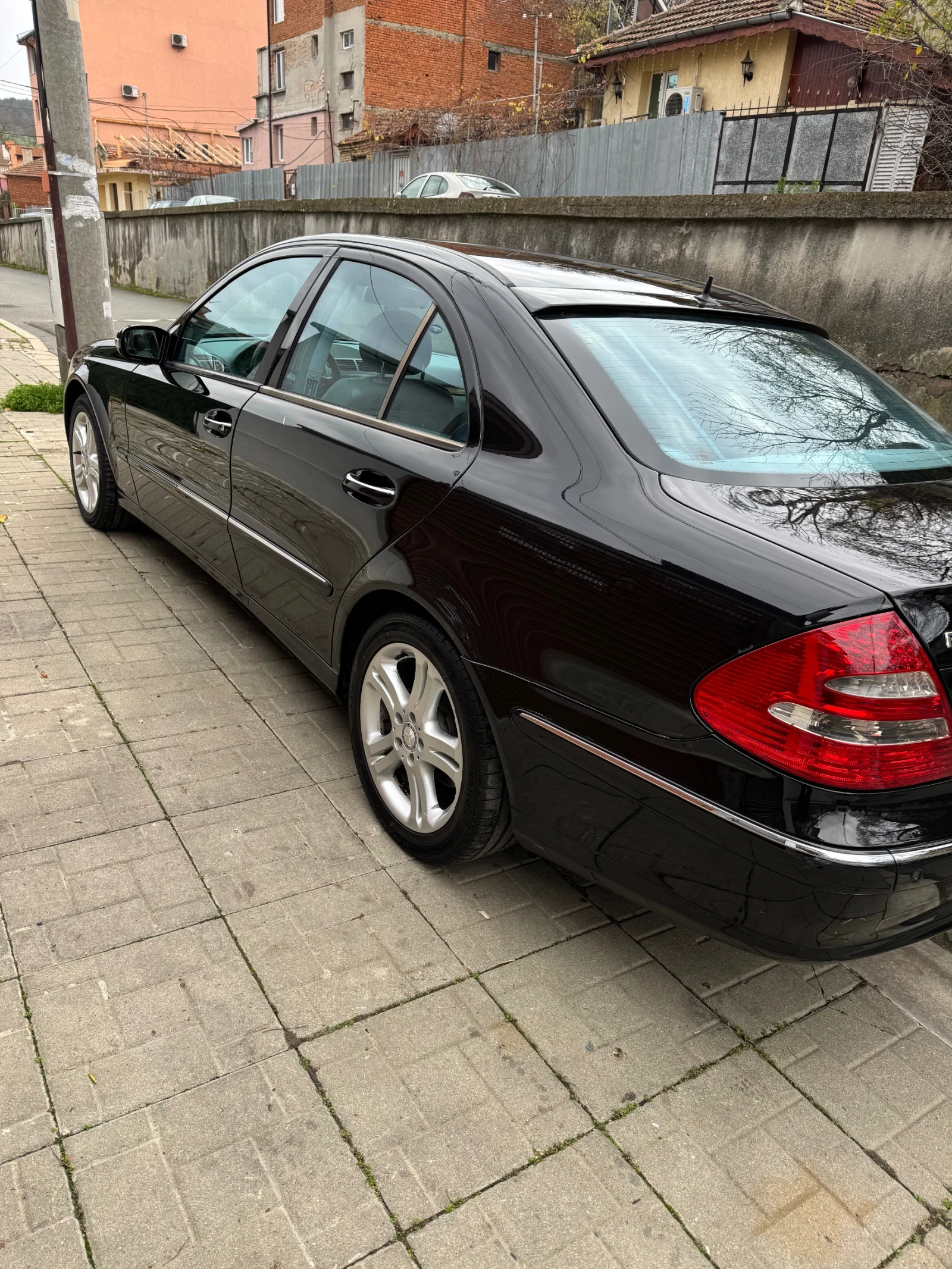 Mercedes-Benz E 320 3200, снимка 3 - Автомобили и джипове - 54390617