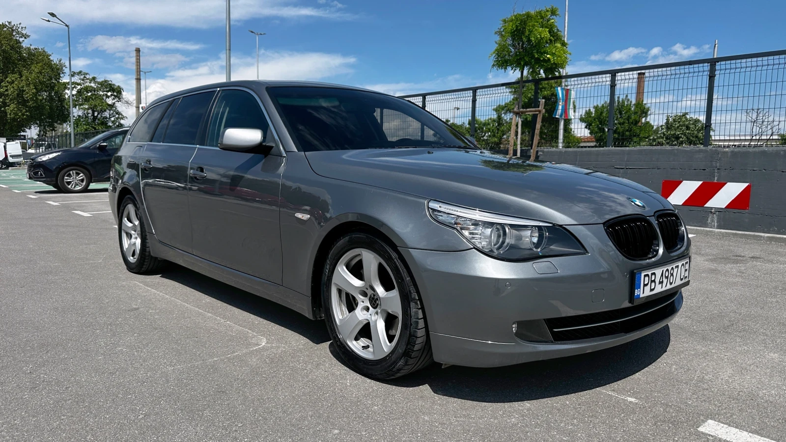 BMW 525 LCI Panorama Face, снимка 2 - Автомобили и джипове - 54520854