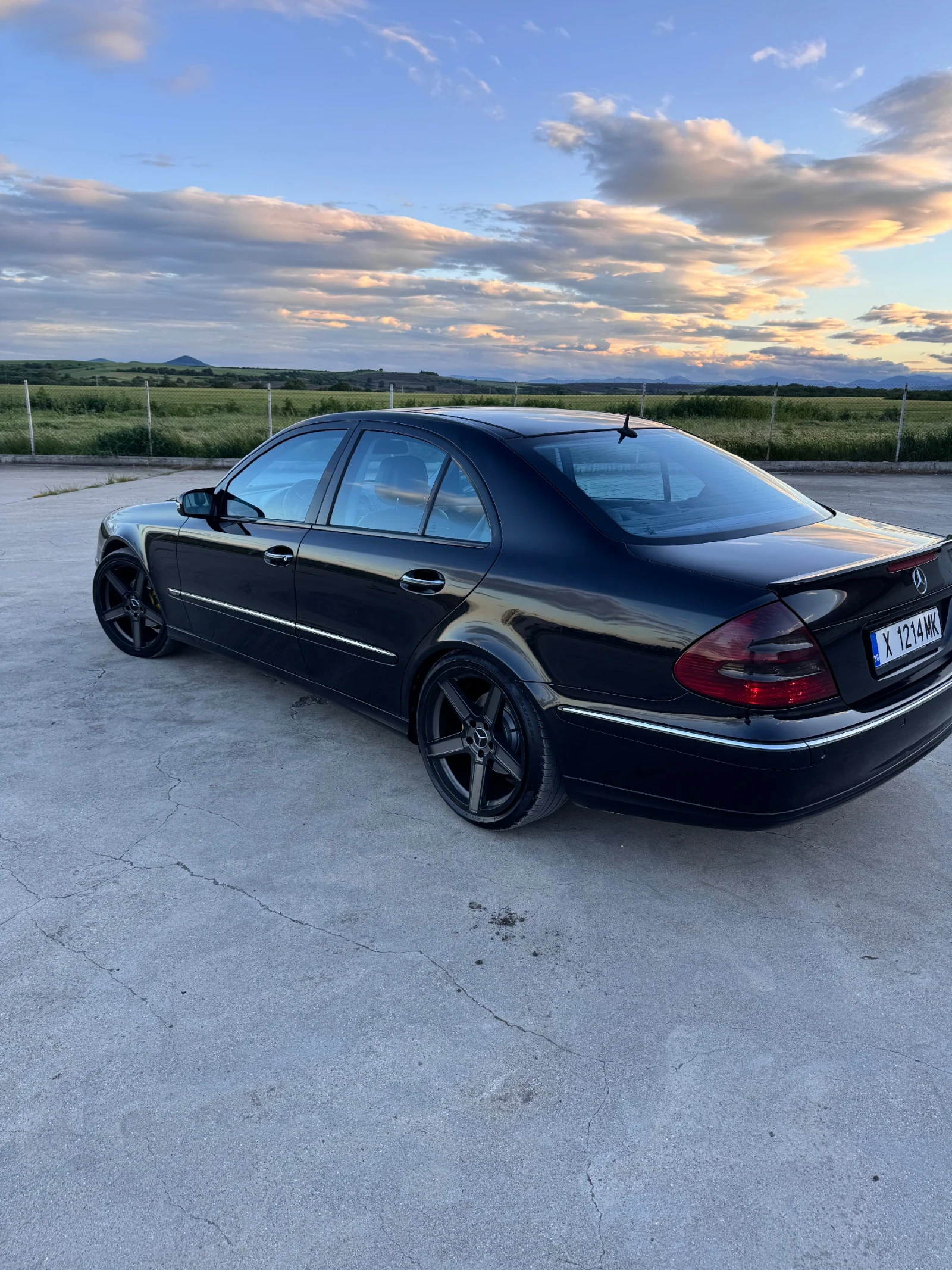 Mercedes-Benz E 320 CDI, снимка 5 - Автомобили и джипове - 54586503