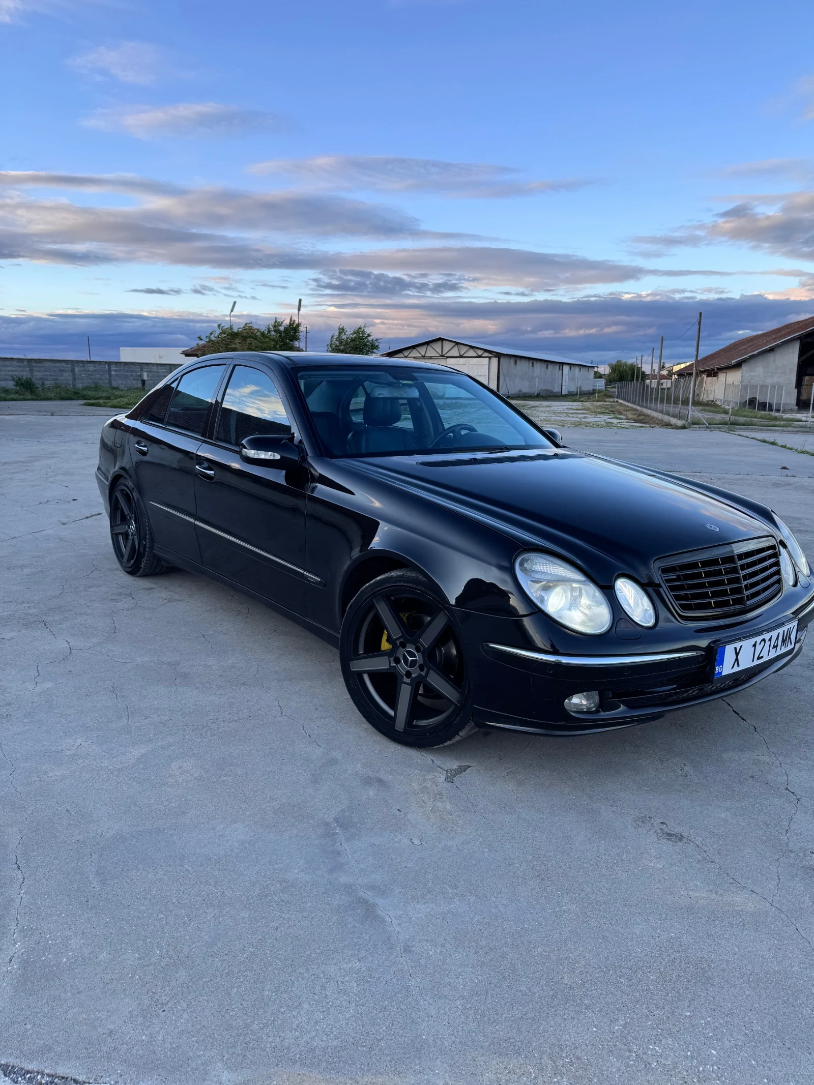 Mercedes-Benz E 320 CDI, снимка 3 - Автомобили и джипове - 54586503