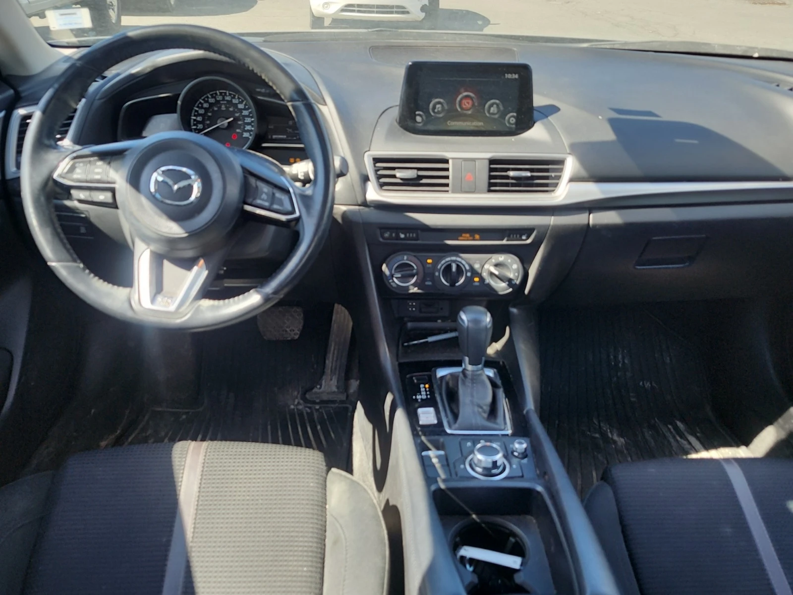Mazda 3 * * CARFAX * * АВТО КРЕДИТ * * , снимка 3 - Автомобили и джипове - 54645754
