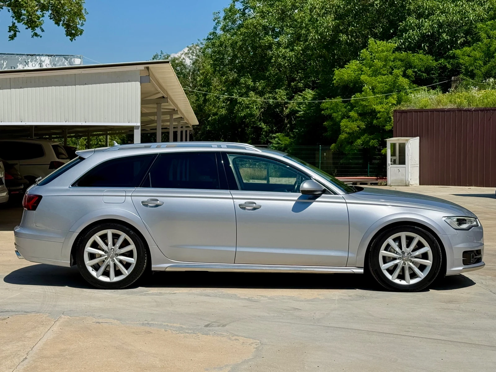 Audi A6 Allroad * BI-TDI* 320ks* 8-ZF* FACE* BOSE* , снимка 8 - Автомобили и джипове - 54861374