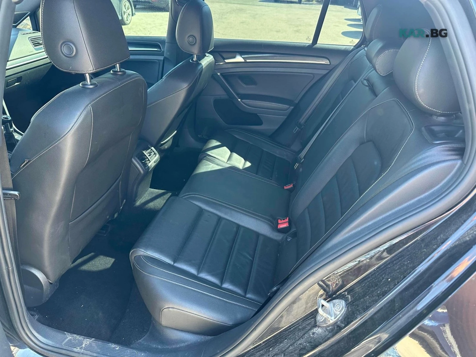 VW Golf 7.5R Автокредит Цена до България, снимка 10 - Автомобили и джипове - 54863785