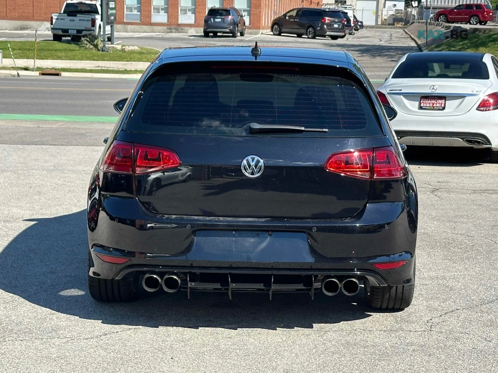 VW Golf 7.5R Автокредит Цена до България, снимка 4 - Автомобили и джипове - 54863785