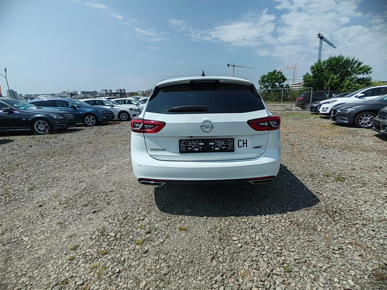 Opel Insignia 1.6i, EXCLUSIVE , снимка 6 - Автомобили и джипове - 54973771