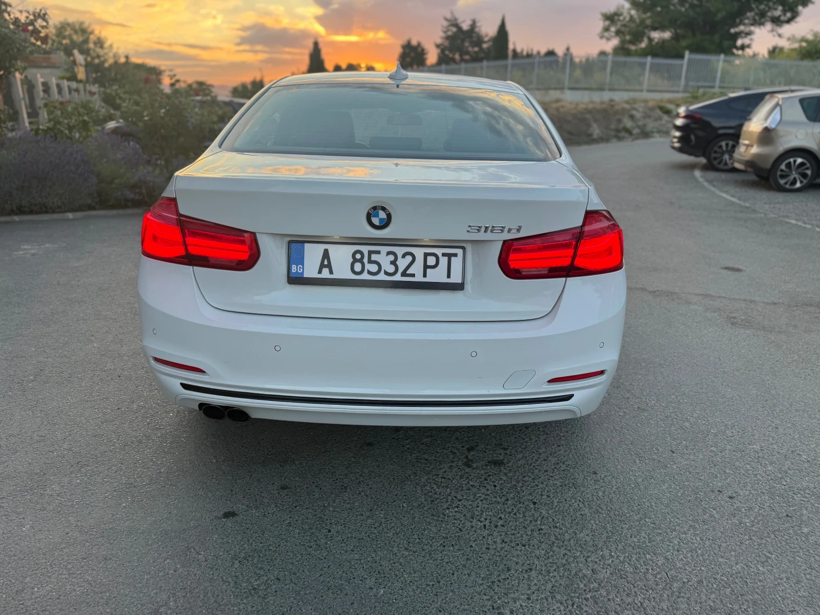 BMW 318 2.0d, снимка 4 - Автомобили и джипове - 55143280