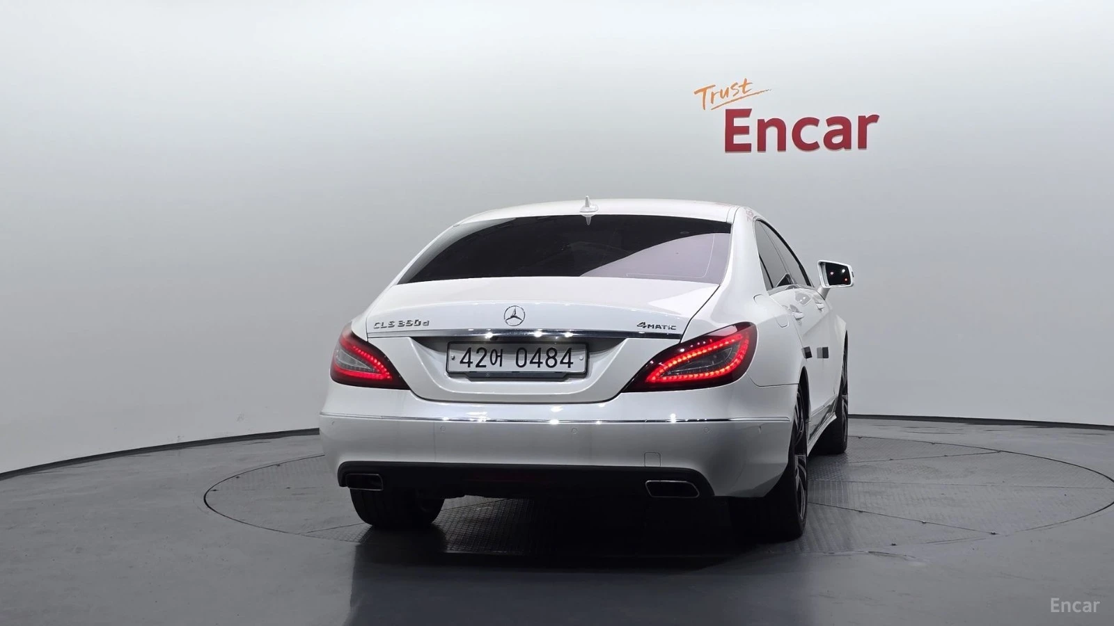 Mercedes-Benz CLS 350 D 4MATIC Автокредит Цена до България, снимка 4 - Автомобили и джипове - 55486956