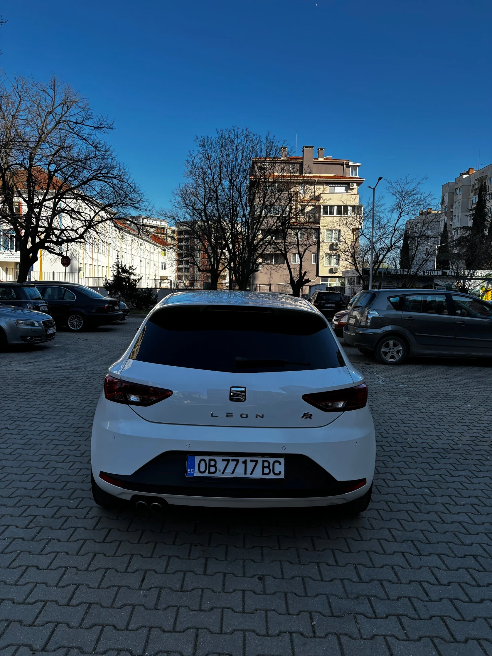 Seat Leon FR, снимка 7 - Автомобили и джипове - 56080513