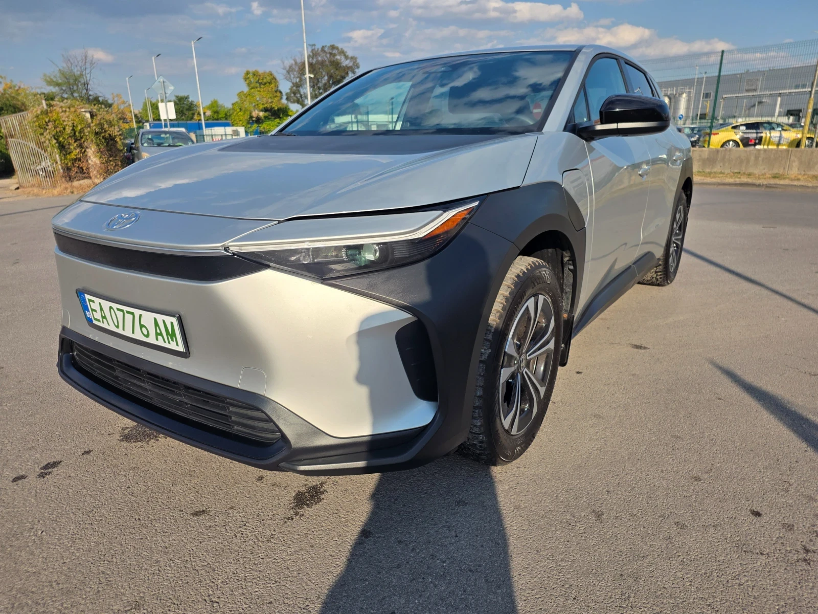 Toyota bZ4X РЕГИСТРИРАНА, снимка 9 - Автомобили и джипове - 56131347