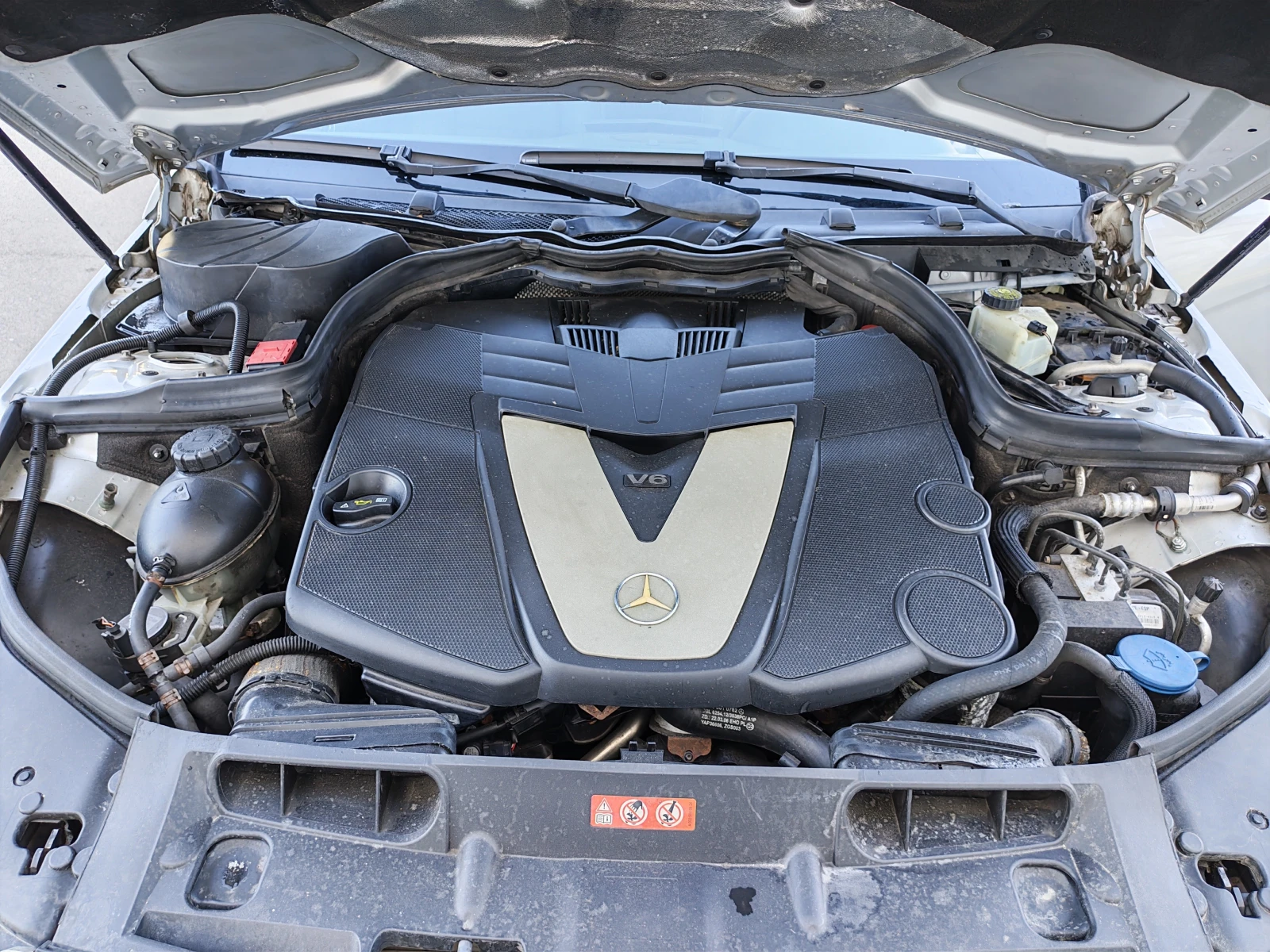 Mercedes-Benz C 350 КОЖА/ НАВИГАЦИЯ, снимка 15 - Автомобили и джипове - 56131926