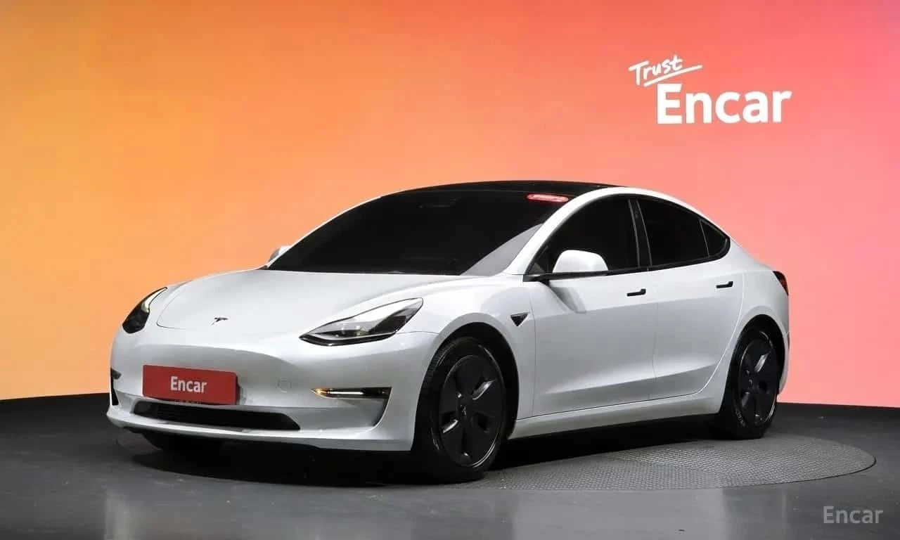 Tesla Model 3 * Long Range AWD * 