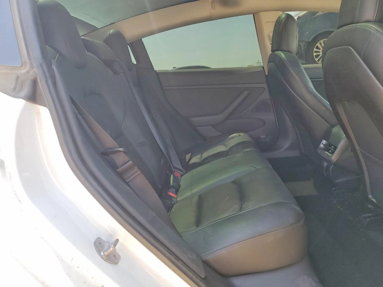 Tesla Model 3, снимка 10 - Автомобили и джипове - 56613964