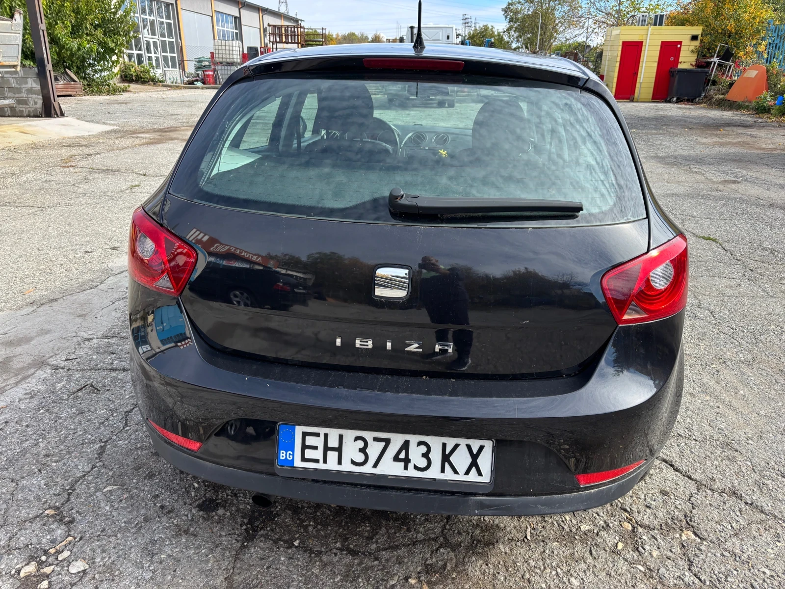 Seat Ibiza, снимка 3 - Автомобили и джипове - 56627911