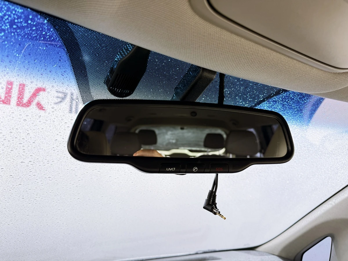 Kia Carnival ������� ����� ������ ����* encareu.com | Mobile.bg � ����������� 16