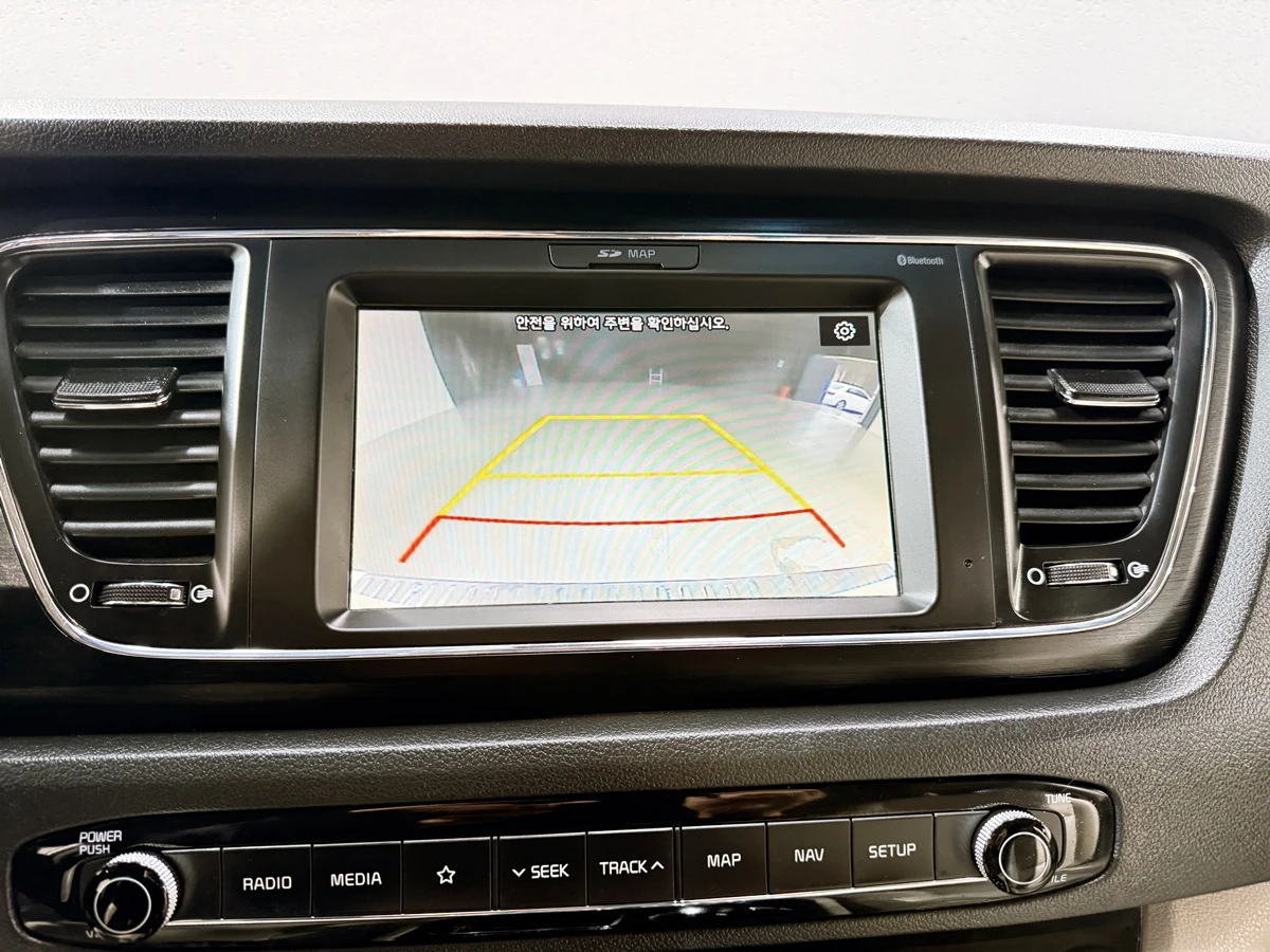 Kia Carnival ������� ����� ������ ����* encareu.com | Mobile.bg � ����������� 13