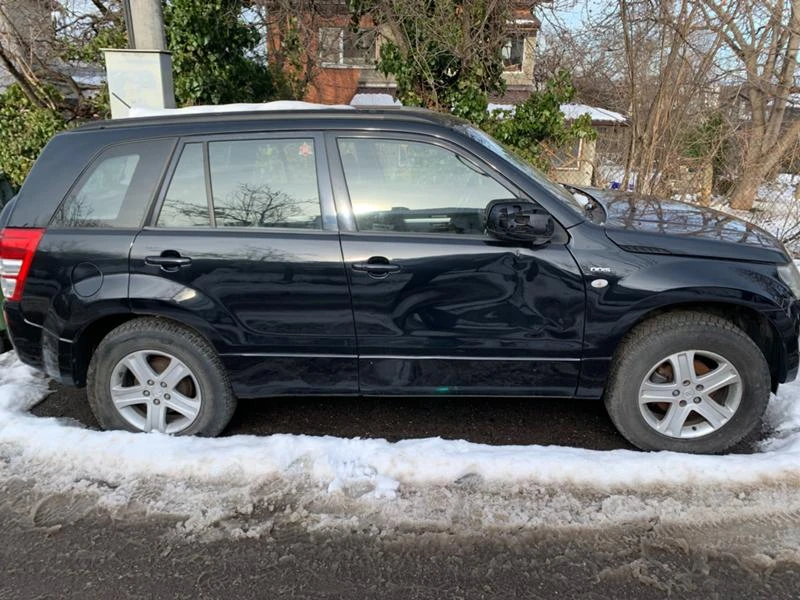 Suzuki Grand vitara II,1.9DDiS,129кс.,2007г., снимка 3 - Автомобили и джипове - 35627937