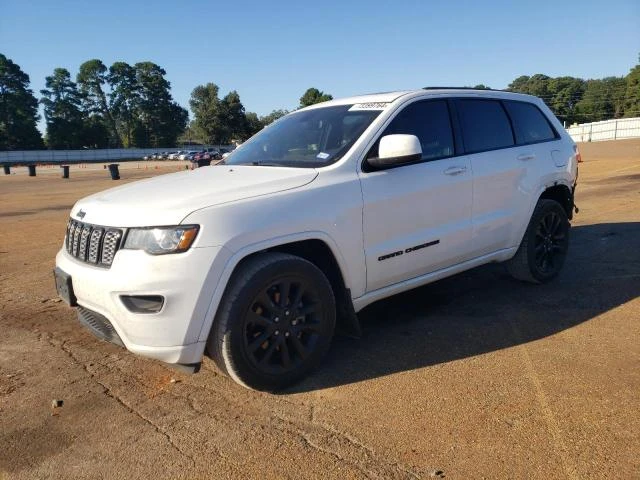 Jeep Grand cherokee 2018 JEEP GRAND CHEROKEE LAREDO - изображение 3