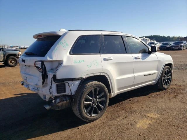 Jeep Grand cherokee 2018 JEEP GRAND CHEROKEE LAREDO - изображение 6