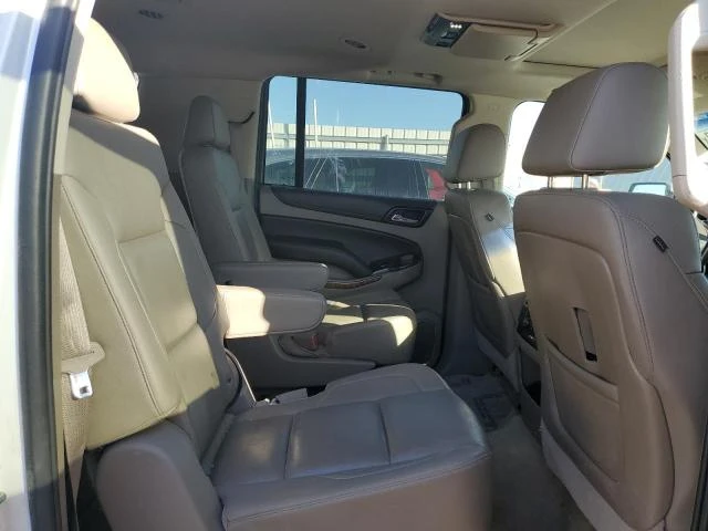 Chevrolet Suburban K1500 LTZ, снимка 10 - Автомобили и джипове - 48520129