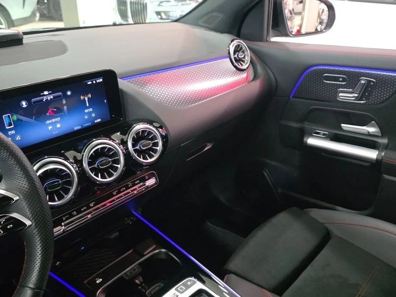 Mercedes-Benz GLA 250 2.5  4matic, снимка 13 - Автомобили и джипове - 55750695