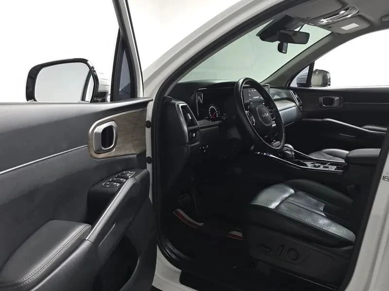 Kia Sorento, снимка 9 - Автомобили и джипове - 56731848