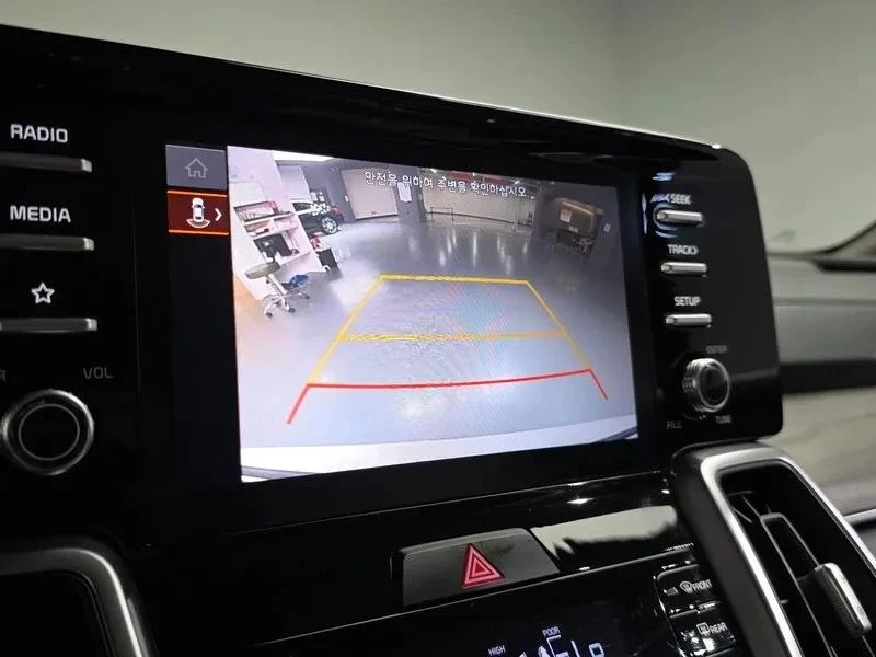 Kia Sorento, снимка 13 - Автомобили и джипове - 56731848