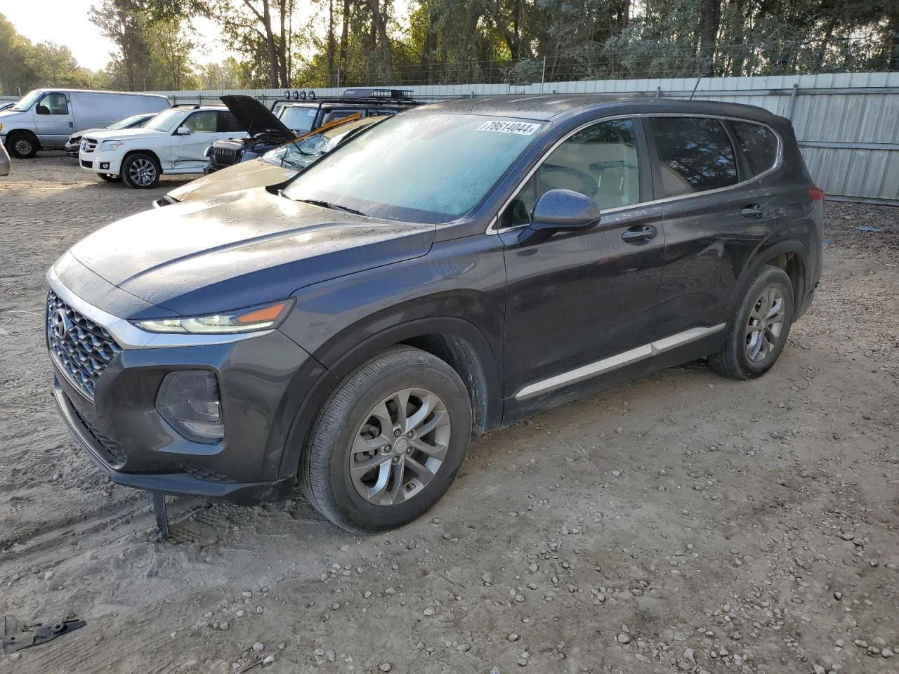 Hyundai Santa fe - [1] 