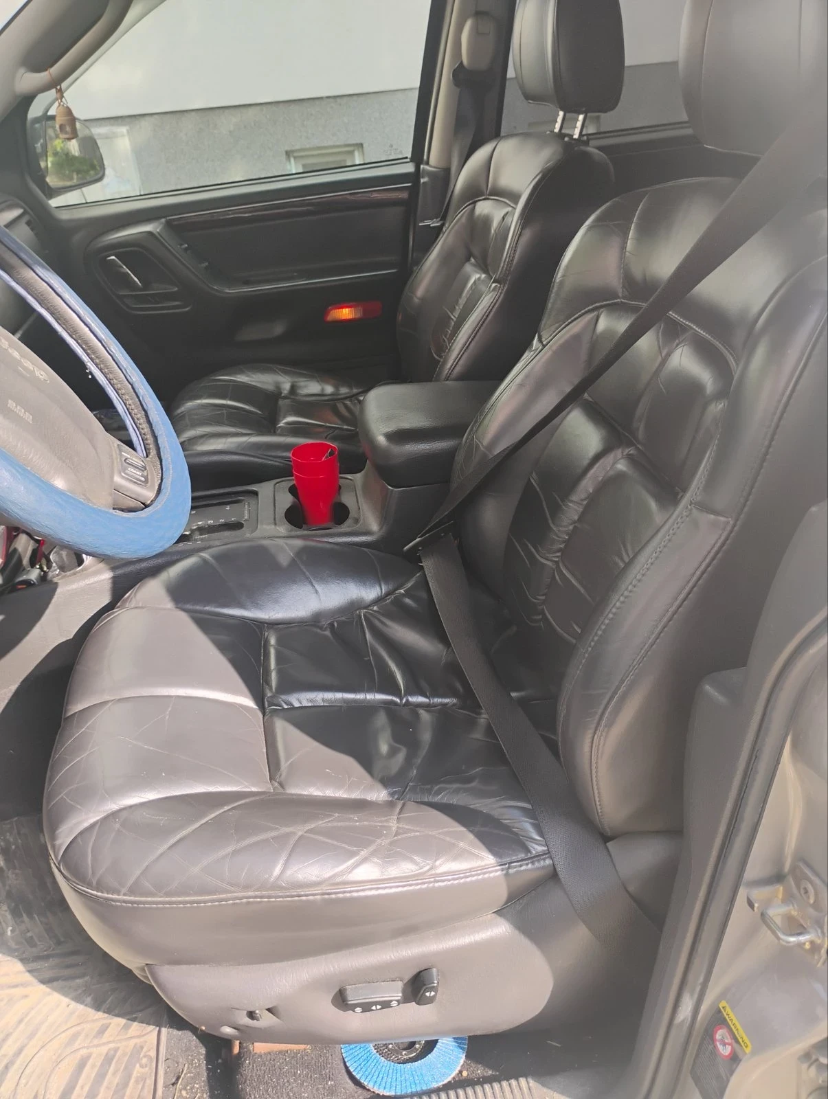 Jeep Cherokee  - изображение 4