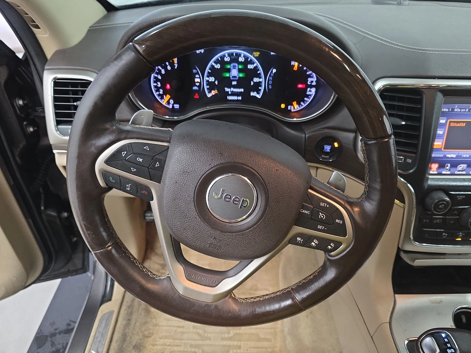 Jeep Grand cherokee OVERLAND* 8ZF* DIGITAL* ОБДУХ* ПАНО* KEYLESS* ПРЕД - изображение 8