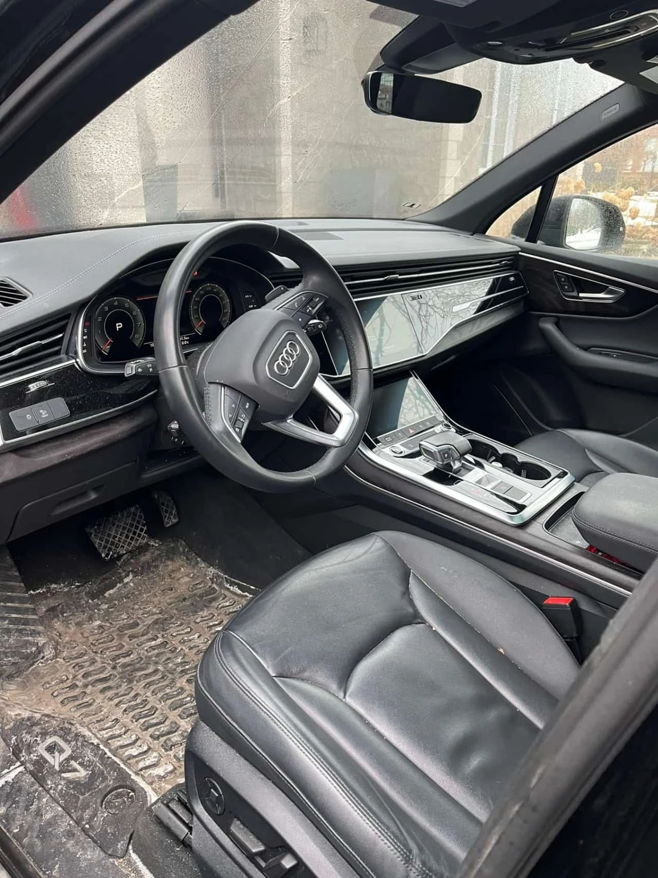 Audi Q7 Komfort/CARFAX/PANO/360 CAM/MATRIX, снимка 8 - Автомобили и джипове - 53749720
