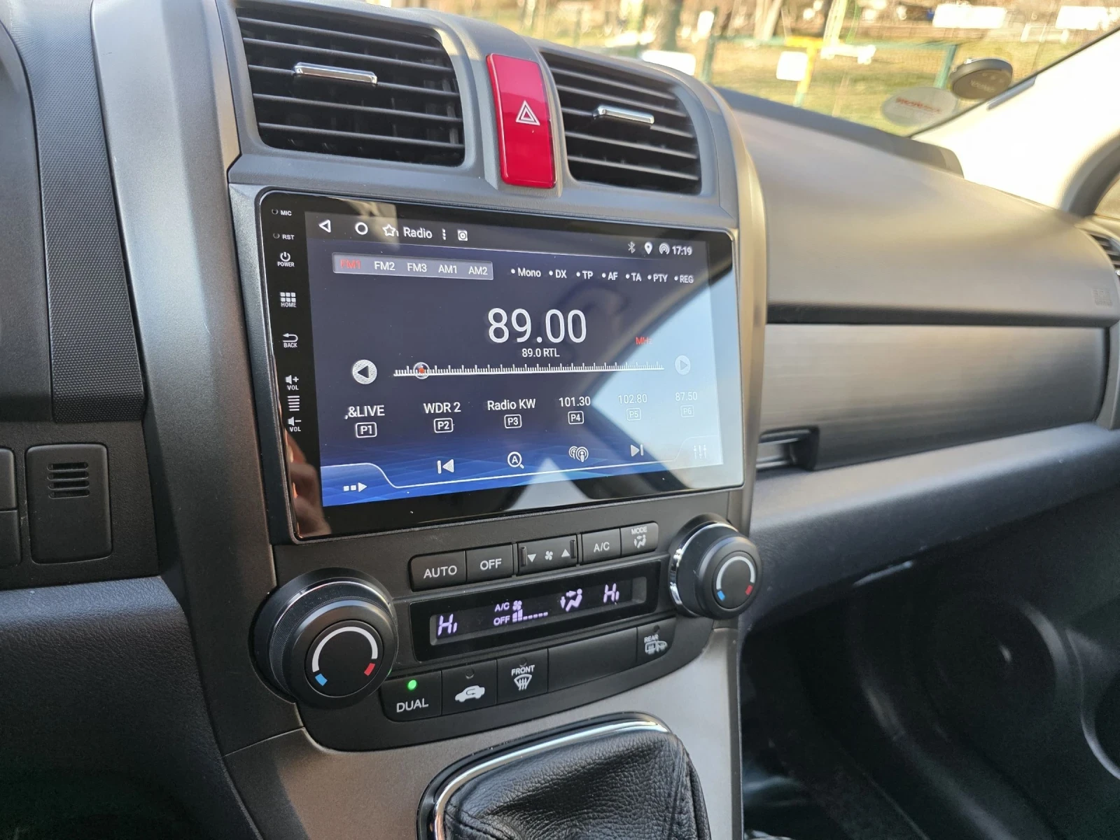 Honda Cr-v 2.0i Executive, снимка 15 - Автомобили и джипове - 53891050