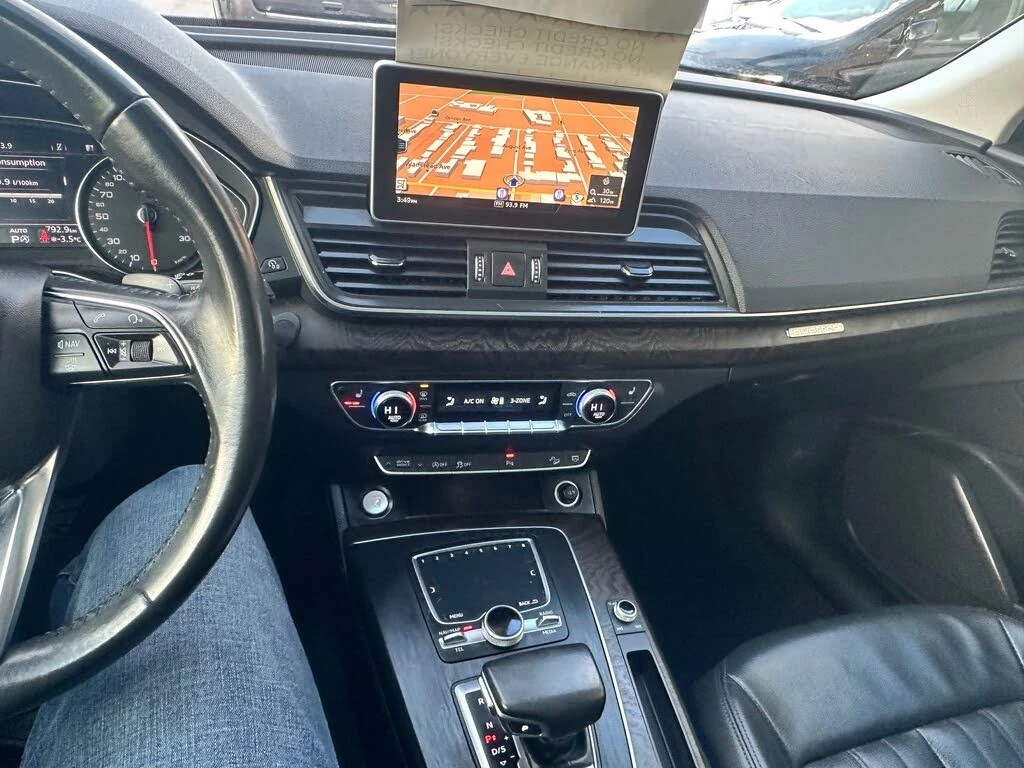 Audi Q5 ТОП ЦЕНА * HeadUp* * AвтоКредит* (ЦЕНА ДО БГ), снимка 8 - Автомобили и джипове - 54161581