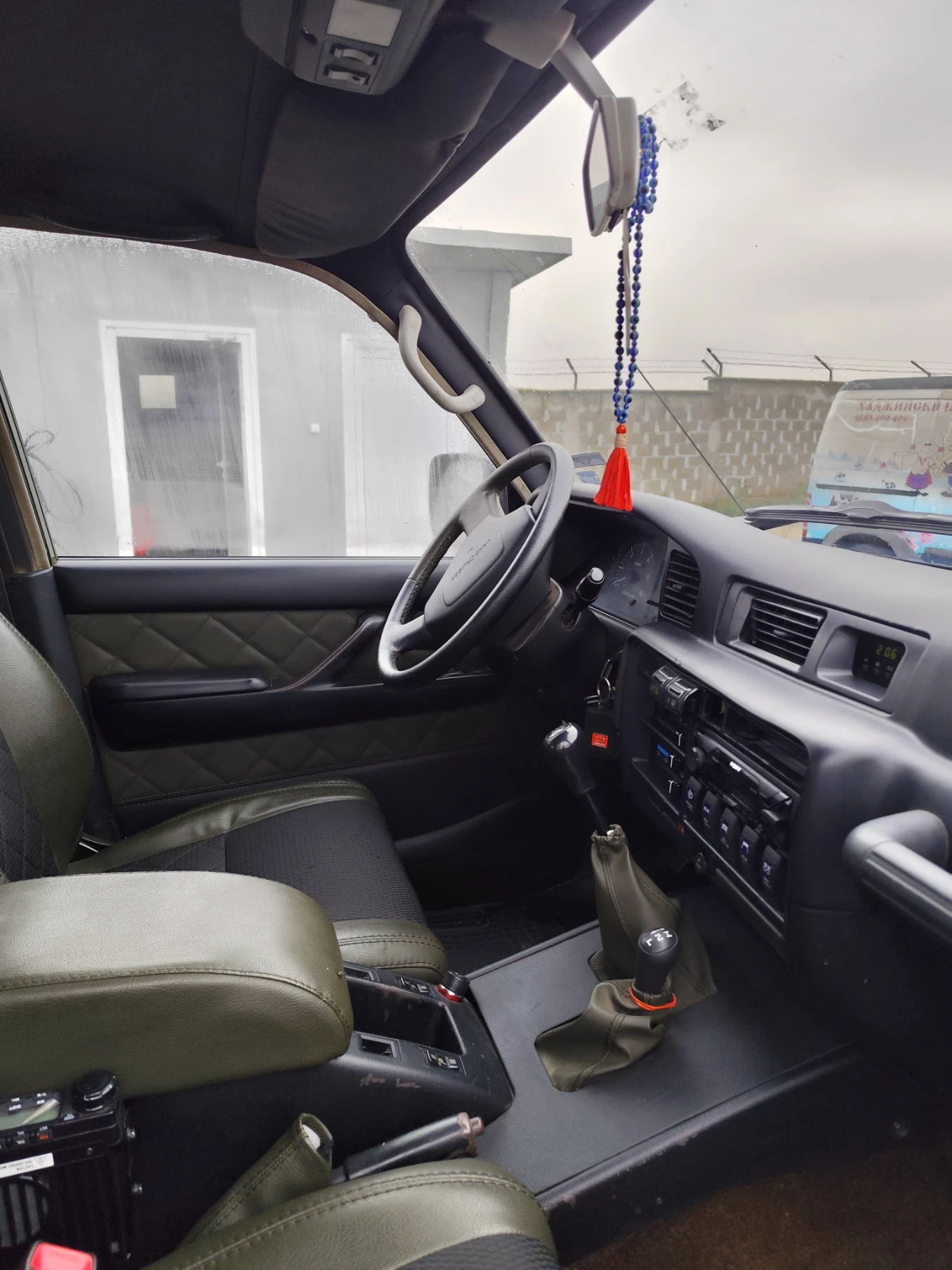 Toyota Land cruiser, снимка 5 - Автомобили и джипове - 54335097