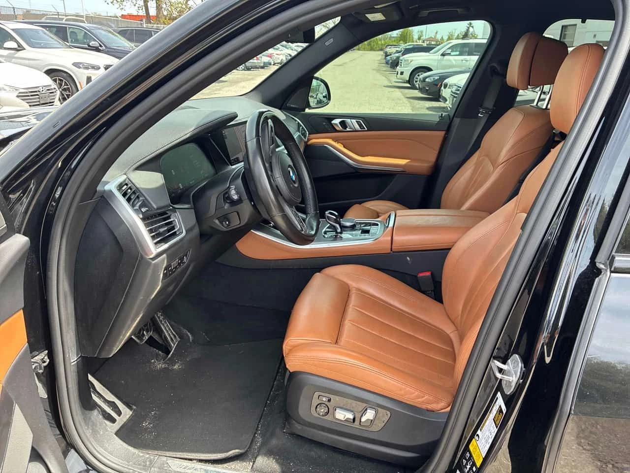 BMW X5 xDrive40i M SPORT/LASER/360 КАМЕРИ/ПАНОРАМА/OT BMW, снимка 7 - Автомобили и джипове - 54647108
