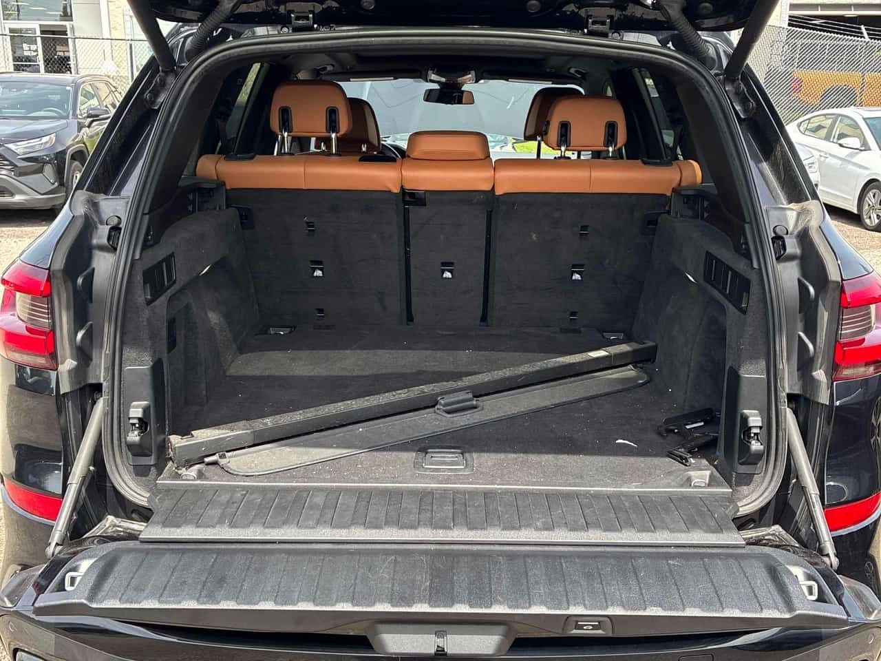 BMW X5 xDrive40i M SPORT/LASER/360 КАМЕРИ/ПАНОРАМА/OT BMW, снимка 15 - Автомобили и джипове - 54647108