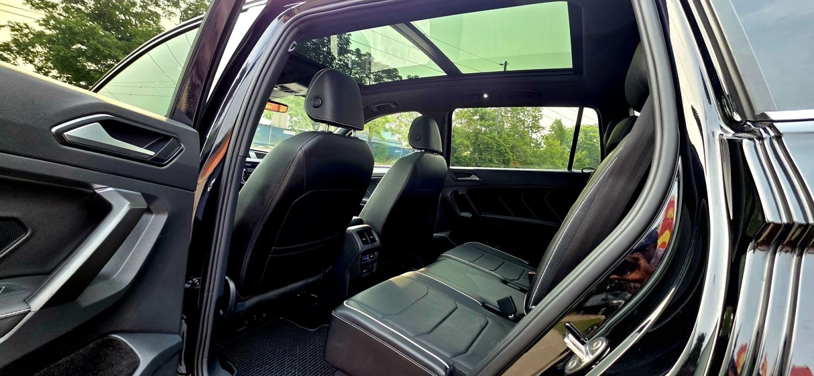 VW Tiguan Highline R-Line 4MOTION, снимка 16 - Автомобили и джипове - 55615374