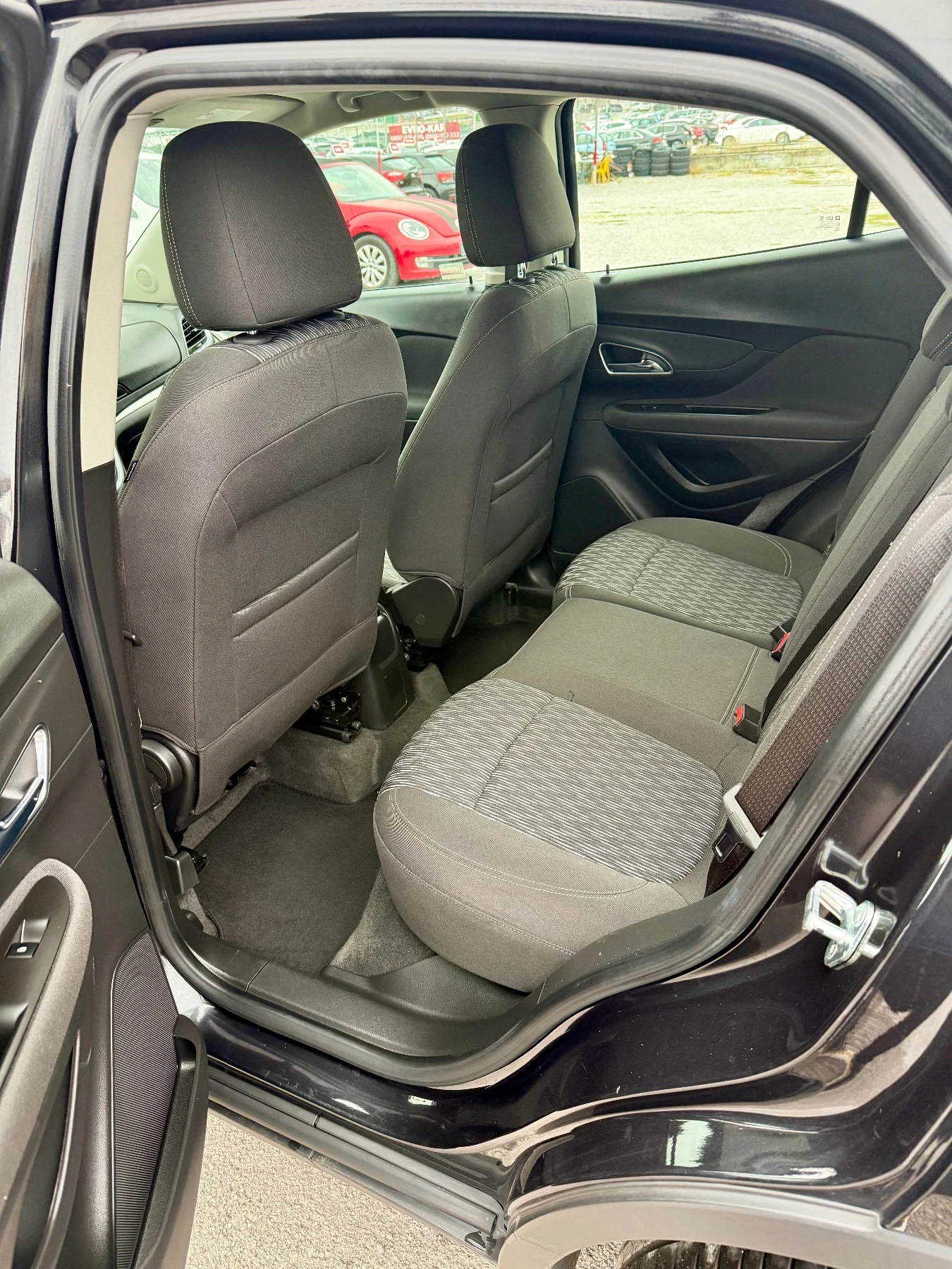 Opel Mokka 1.7 CDTI, снимка 8 - Автомобили и джипове - 56641086